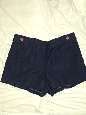Vineyard Vines Navy Textured High-Waist Shorts with Pink Buttons
